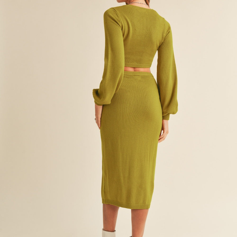 
                      
                        Front Twisted Knit Top and Midi Skirt Set Green
                      
                    