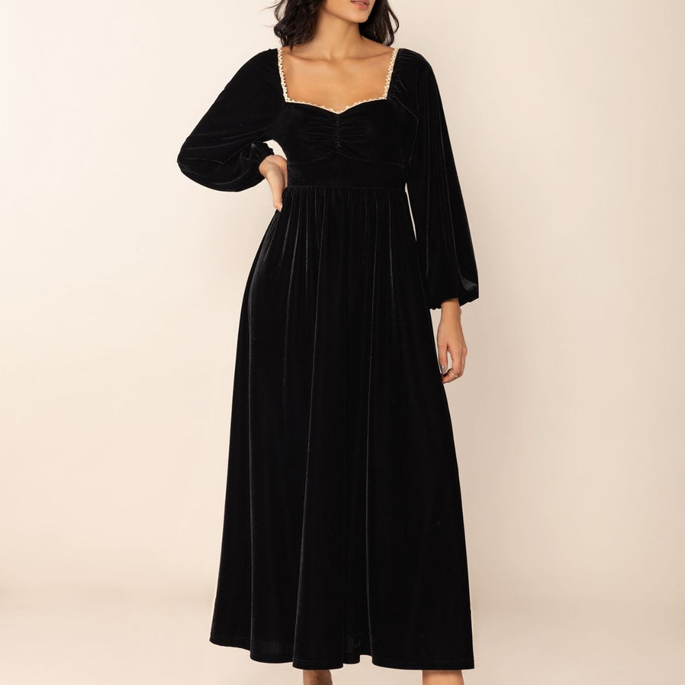 
                  
                    Sweetheart Neck Long Sleeve Midi Dress
                  
                