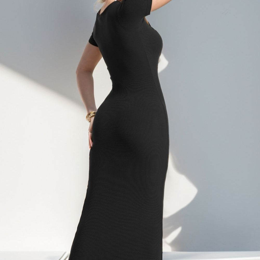 
                      
                        Built-In Shapewear Square Neck Short Sleeve Maxi Dress
                      
                    