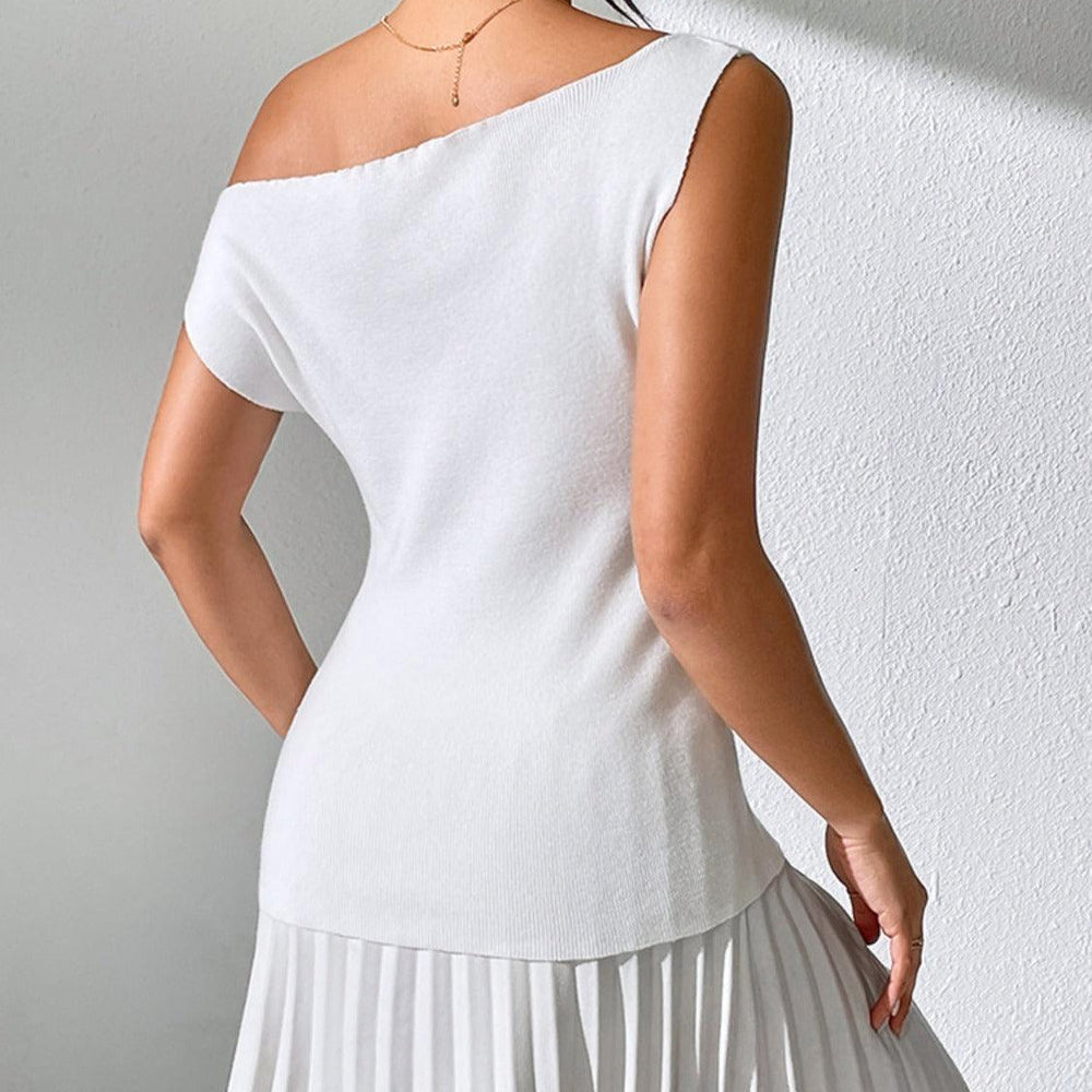 
                  
                    Single Shoulder Short Sleeve Knit Top Shirts
                  
                